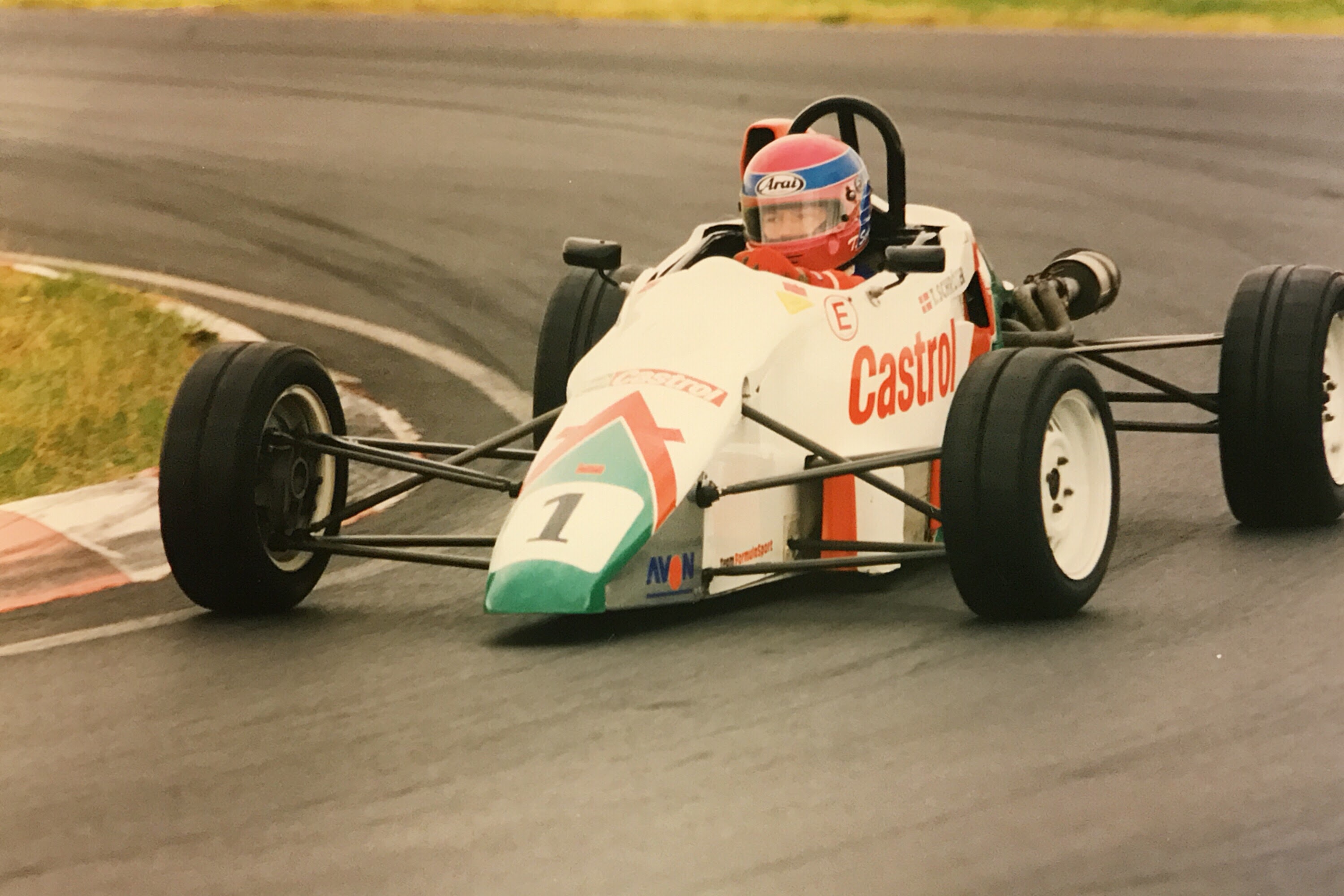 Tommy Schröter vandt Danmarksmesterskabet i Formel Ford i både 1996 og 1997.